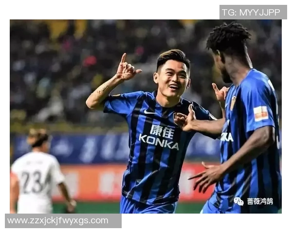 豪华版足球明星的奢华生活与场上风采的完美结合